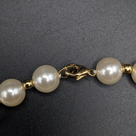 Faux Pearl And Goldtoned Beaded Bracelet - Picture 3 of 7